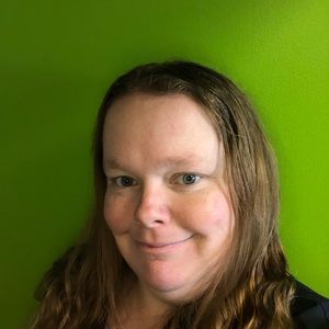 Meet your Posher, Stacy